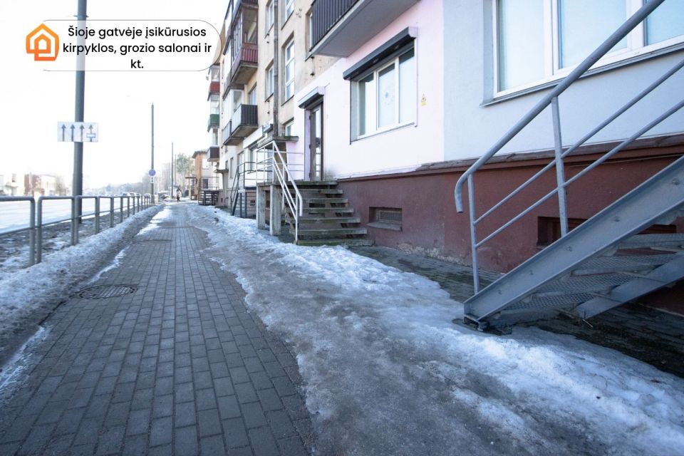 Nuomuojamos &scaron;viesios, tvarkingos komercinės paskirties patalpos Kaune, Taikos pr. 2