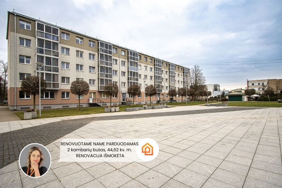Pačiame Jonavos centre, RENOVUOTAME NAME, Ralio g.8, parduodamas 2 kambarių butas.