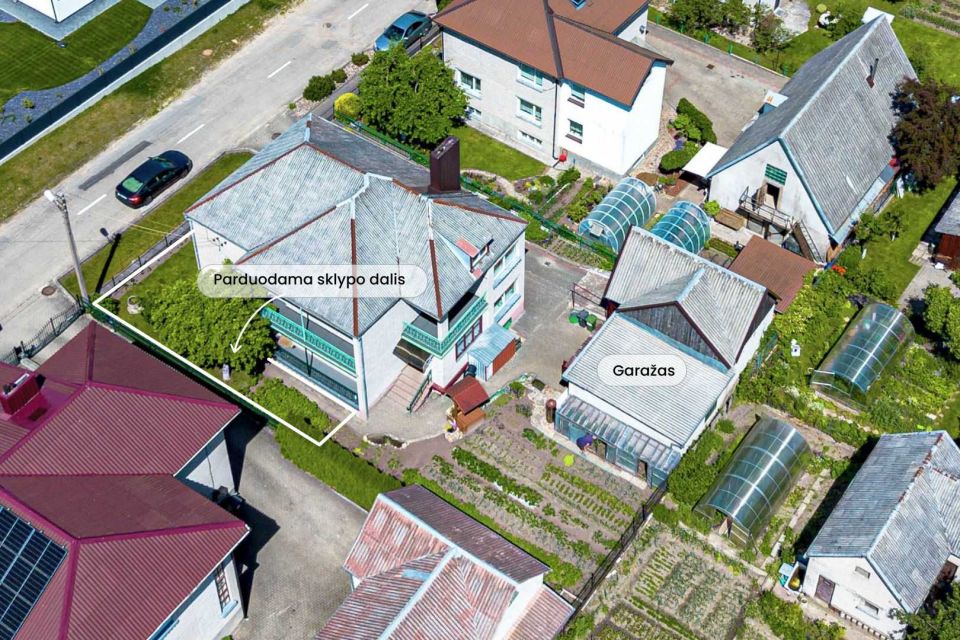 Parduodama mūrinio namo dalis (II auk&scaron;tas) su sklypo dalimi Tel&scaron;iuose, Melioratorių g. 47