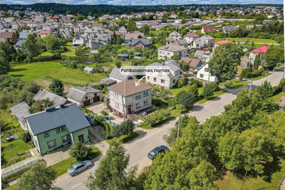 Parduodama mūrinio namo dalis su sklypo dalimi Telšiuose, Durbės g. 11