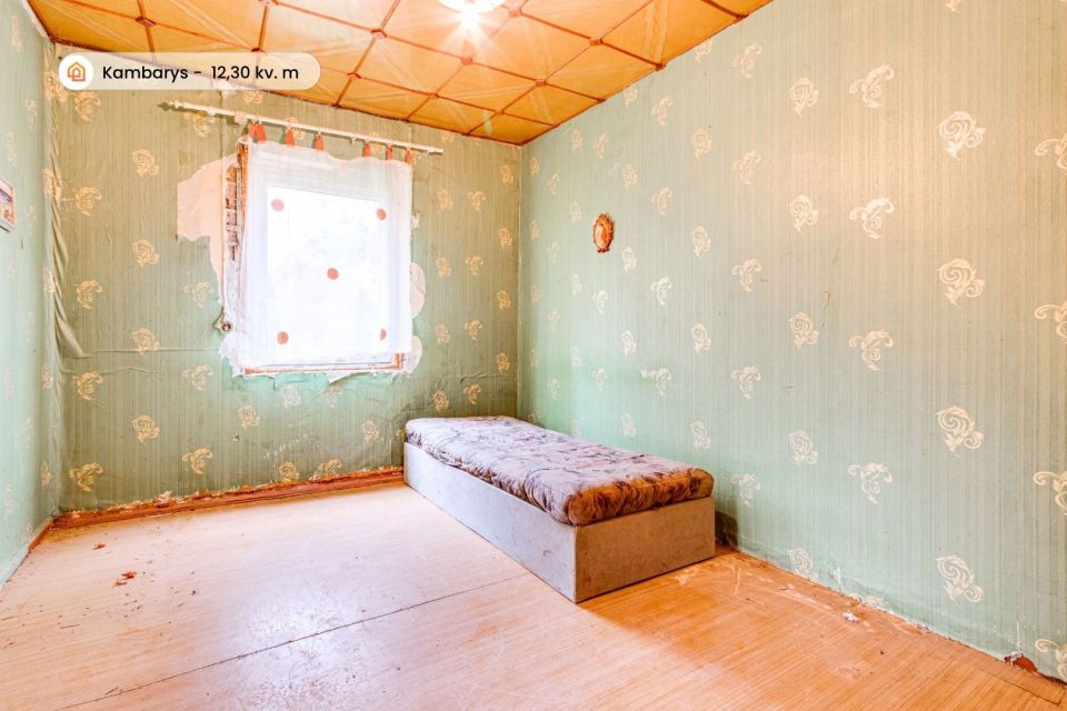 Parduodama namo dalis pačiame Tel&scaron;ių centre, senamiestyje, Kalno g. 10A, Tel&scaron;iai.