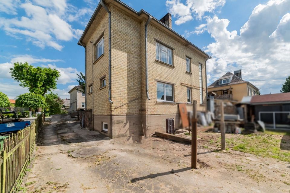 Parduodama pusė namo už 1 k. buto kainą - Daržininkų g. 3, Vijoliuose, &Scaron;iauliu r.