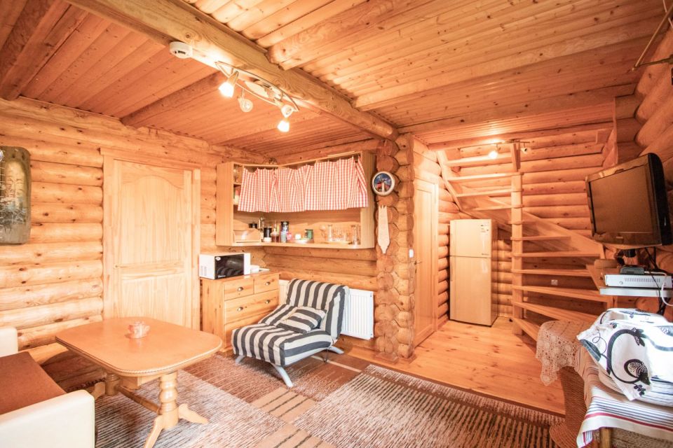 Parduodama sodyba ant ežero kranto, gamtos apsuptyje Radviliškio r., Kurklių k.