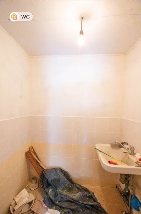 Parduodama sodyba ramioje vietoje, Pakruojo rajone, Butniūnų kaime, Žalioji g. 3