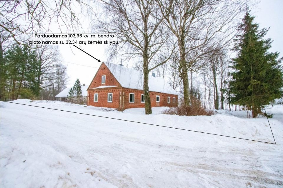 Parduodama sodyba ramioje vietoje, Pakruojo rajone, Butniūnų kaime, Žalioji g. 3