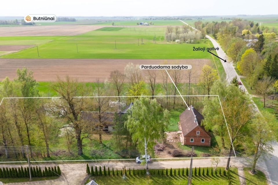 Parduodama sodyba ramioje vietoje, Pakruojo rajone, Butniūnų kaime, Žalioji g. 3