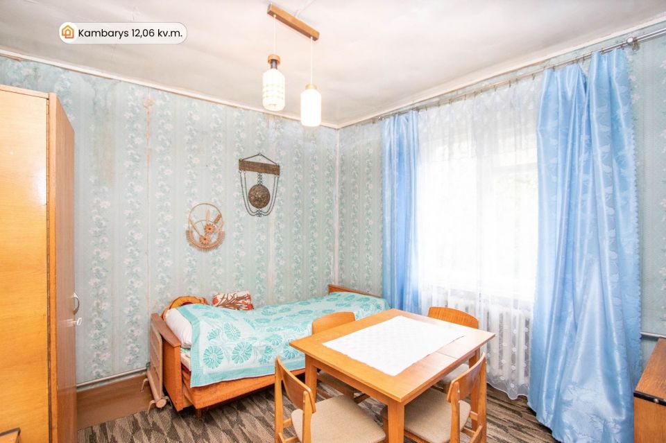 Parduodama  sodyba ramioje vietoje, Pakruojo rajone, Guostagalio k., Centrinės g. 10