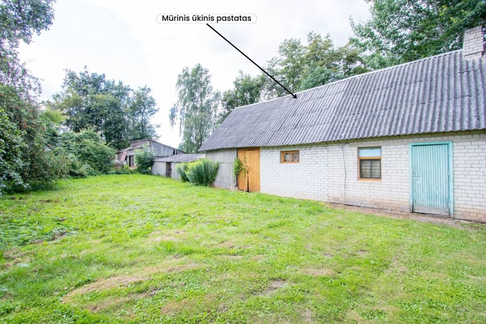 Parduodama  sodyba ramioje vietoje, Pakruojo rajone, Guostagalio k., Centrinės g. 10