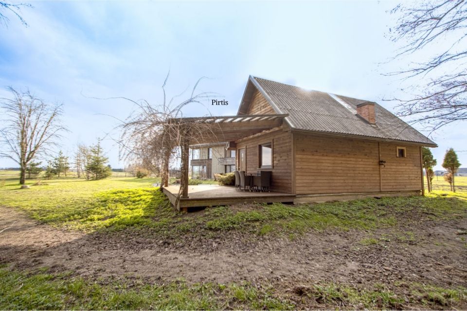 Parduodama sodyba su 3,35 ha. žemės sklypu, Prienų r., &Scaron;ilėnų k., Mi&scaron;ko g.