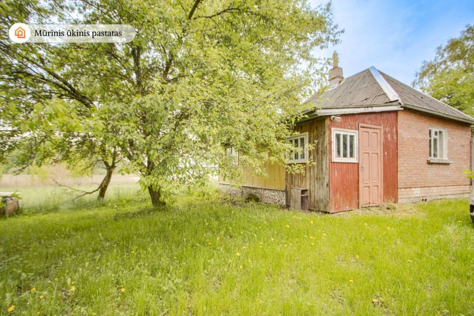 Parduodama sodyba su 5,86 ha. žemės sklypu, Elekrėnų sav., Obenių k.