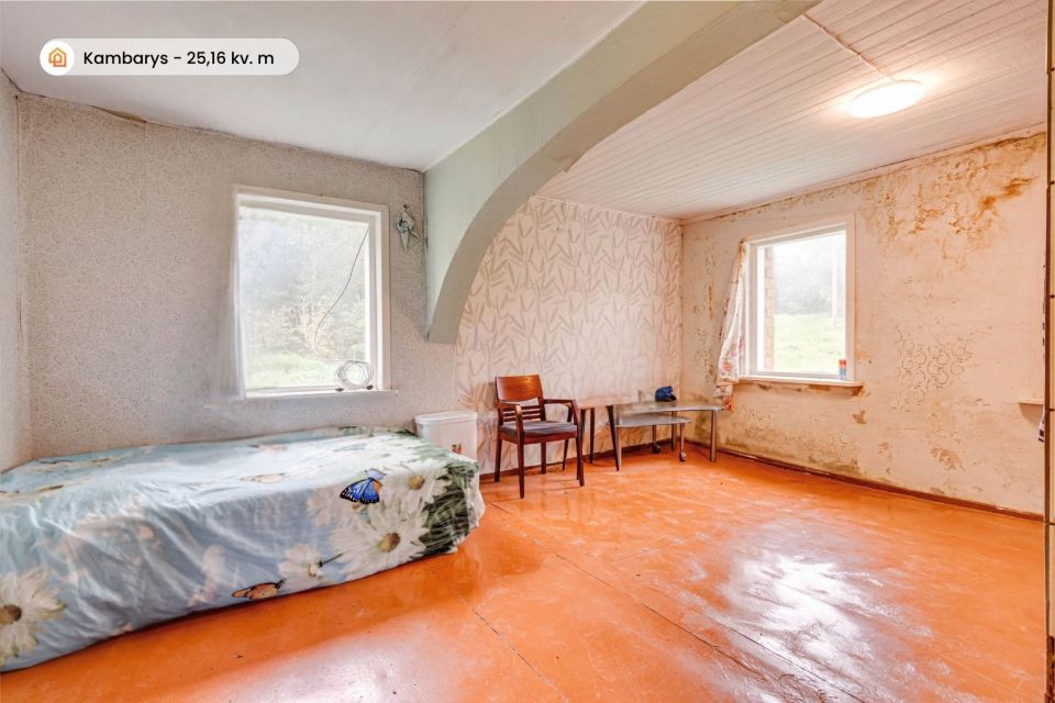 Parduodama sodyba su 81 aro ploto sklypu, Tel&scaron;ių r., Pabalvės k. Vainočių g. 46.