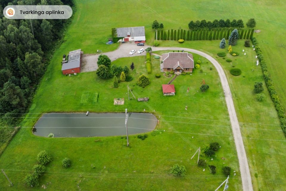 Parduodama sodyba miškų apsuptyje, Telšių r., Sarakų II k. su 3 ha sklypu ir tvenkiniu