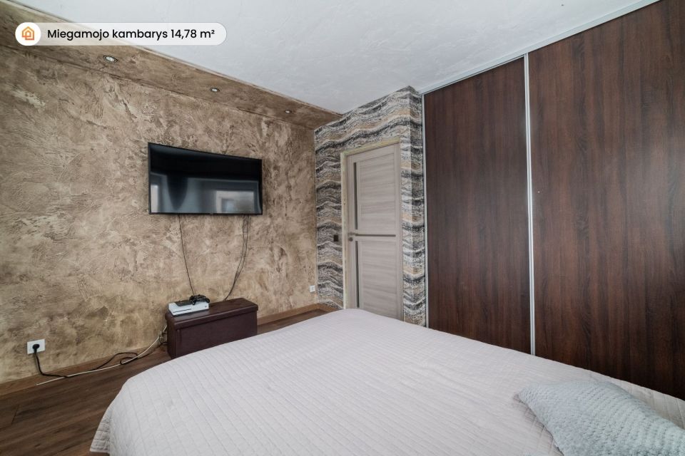 Parduodama suremontuota mūrinio namo dalis Vijoliuose, Agronomijos g. 6, &Scaron;iaulių r.