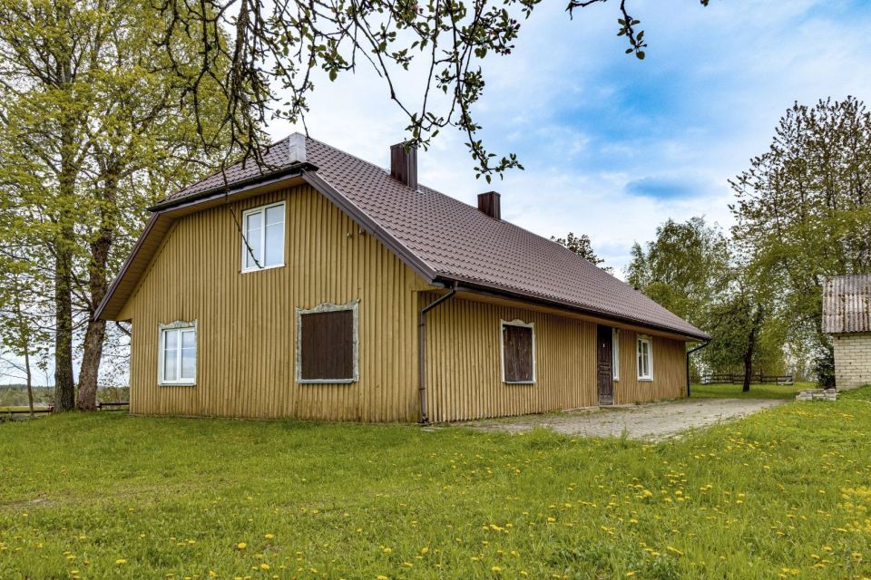 Parduodama unikali, pilnai įrengta sodyba su 3,64 bendro ploto sklypais Telšių r., Užminijų I k.