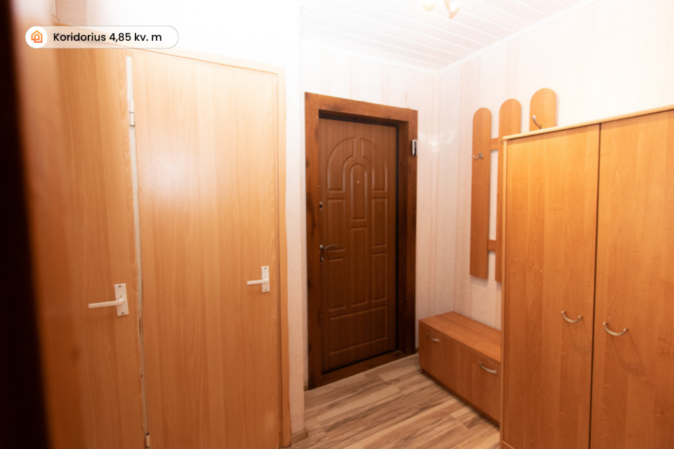 Parduodamas 1 kambario butas centre, renovuotame name, J. Tumo- Vaižganto g. 6, Mažeikiuose