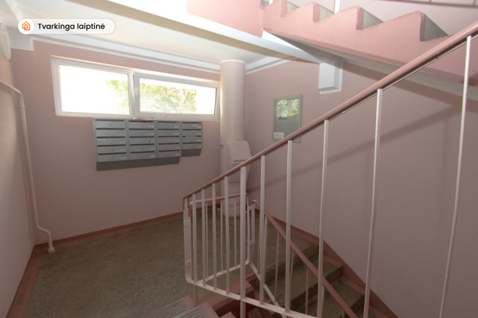 Parduodamas 1 kambario butas centre, renovuotame name, J. Tumo- Vaižganto g. 6, Mažeikiuose