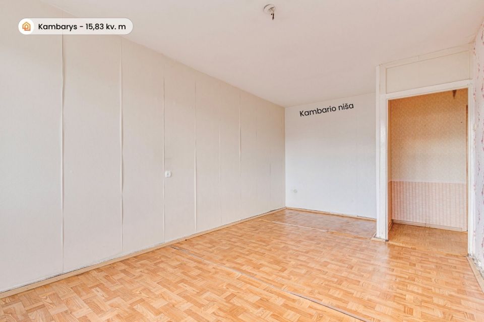 Parduodamas 1 kambario butas 2-me auk&scaron;te, Radvili&scaron;kio centre, Gedimino g. 1