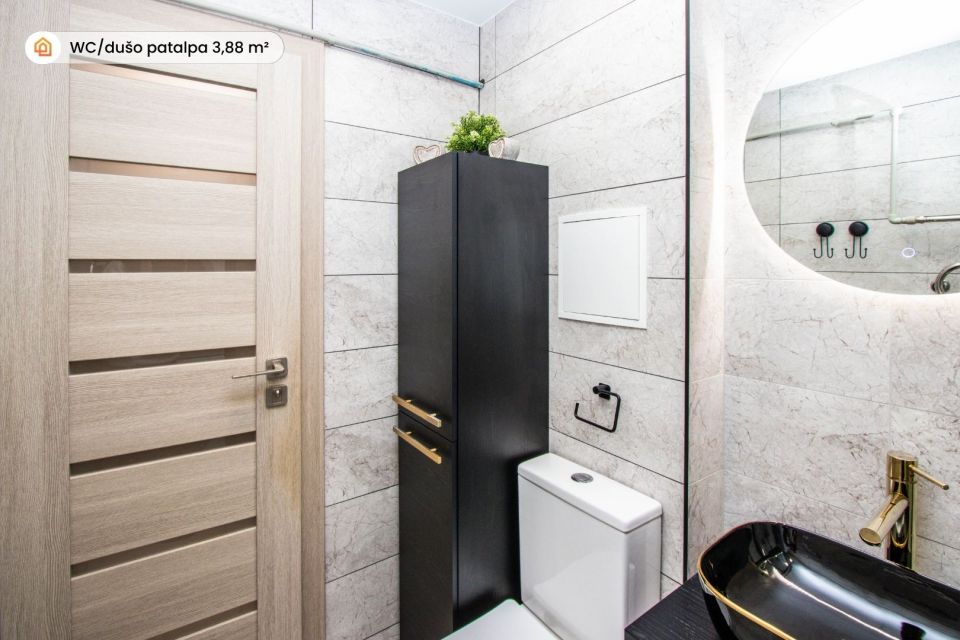 Parduodamas 1 kambario butas renovuotame name, Draugystės g. Mažeikiuose