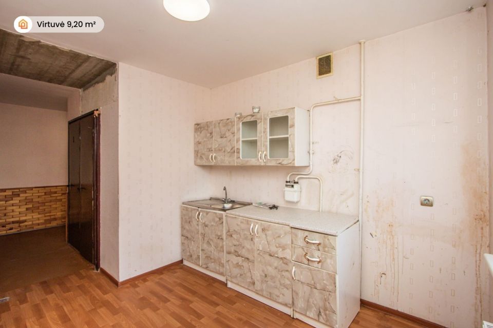 Parduodamas 1 kambario butas, renovuotame name, J. Tumo-Vaižganto g. 6, Mažeikiuose