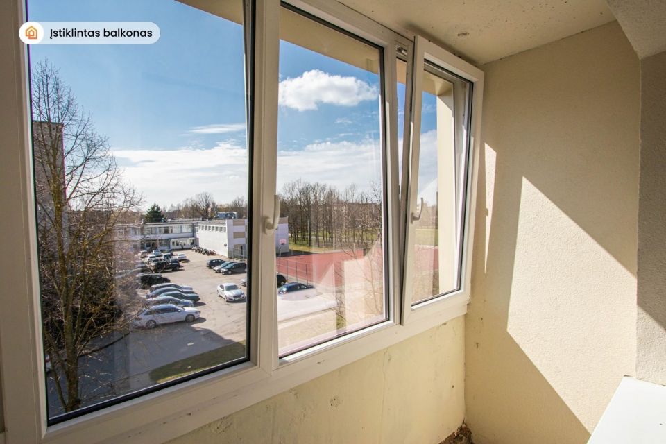 Parduodamas 1 kambario butas, renovuotame name, J. Tumo-Vaižganto g. 6, Mažeikiuose