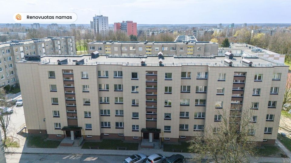 Parduodamas 1 kambario butas, renovuotame name, J. Tumo-Vaižganto g. 6, Mažeikiuose