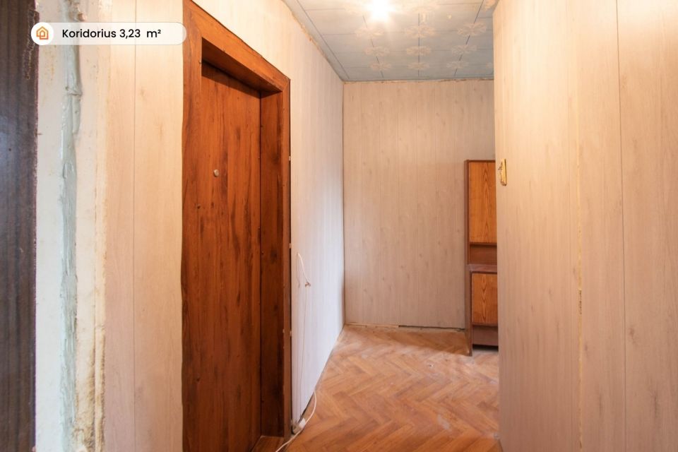 Parduodamas 1 kambario butas renovuotame name Ventos mieste