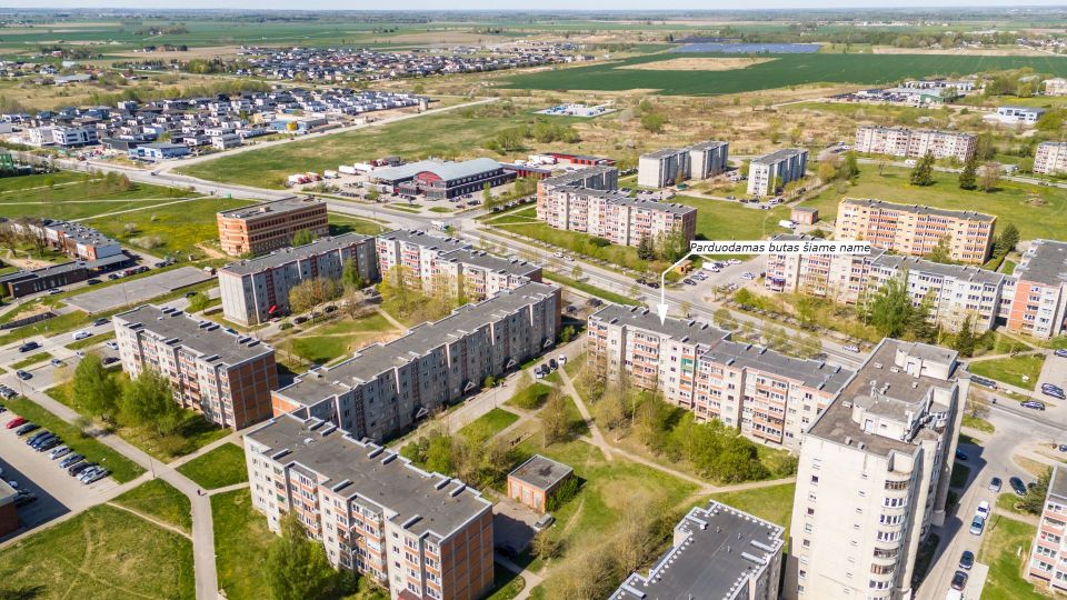 Parduodamas 1 kambario butas (su balkonu) Gytarių g. 11, &Scaron;iauliuose.