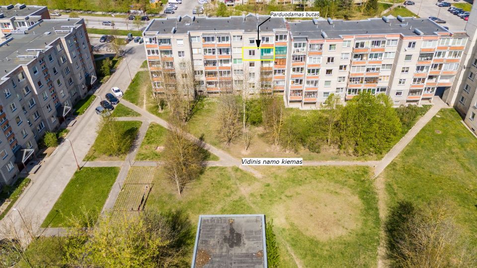 Parduodamas 1 kambario butas (su balkonu) Gytarių g. 11, &Scaron;iauliuose.