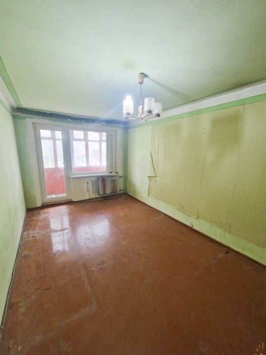 Parduodamas 1 kambario butas su balkonu Krymo g. 12, &Scaron;iauliuose.