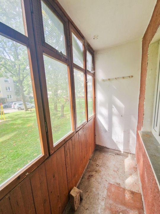 Parduodamas 1 kambario butas su balkonu Krymo g. 12, &Scaron;iauliuose.