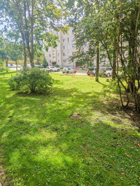 Parduodamas 1 kambario butas su balkonu Krymo g. 12, &Scaron;iauliuose.