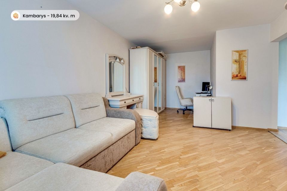 Parduodamas 1 kambario butas su balkonu Tel&scaron;iuose, Luokės g. 75