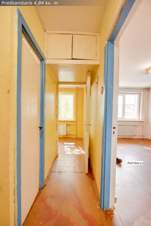 Parduodamas 1 kambario butas (su ilgu balkonu) Auk&scaron;tabalio g. 10, &Scaron;iauliuose.
