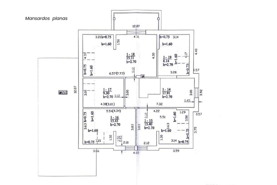 Parduodamas 252 kv. m gyvenamasis namas su 2,8 ha sklypu &scaron;alia mi&scaron;ko, Mažeikių r. Spurganų k. Sedos g.