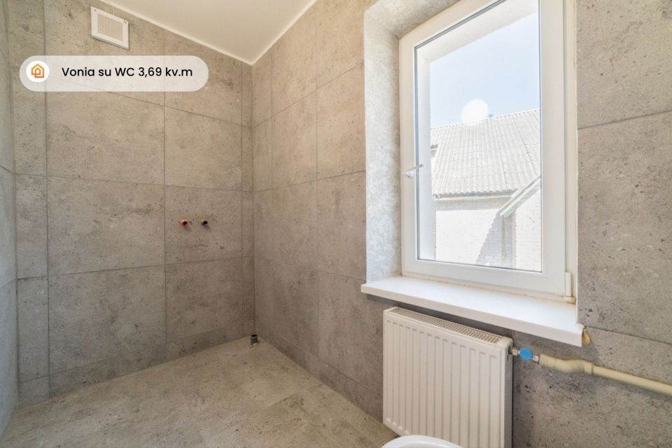 Parduodamas 2 aukštų mūrinis gyvenamasis namas Mažeikiuose, Kęstučio g. 32B