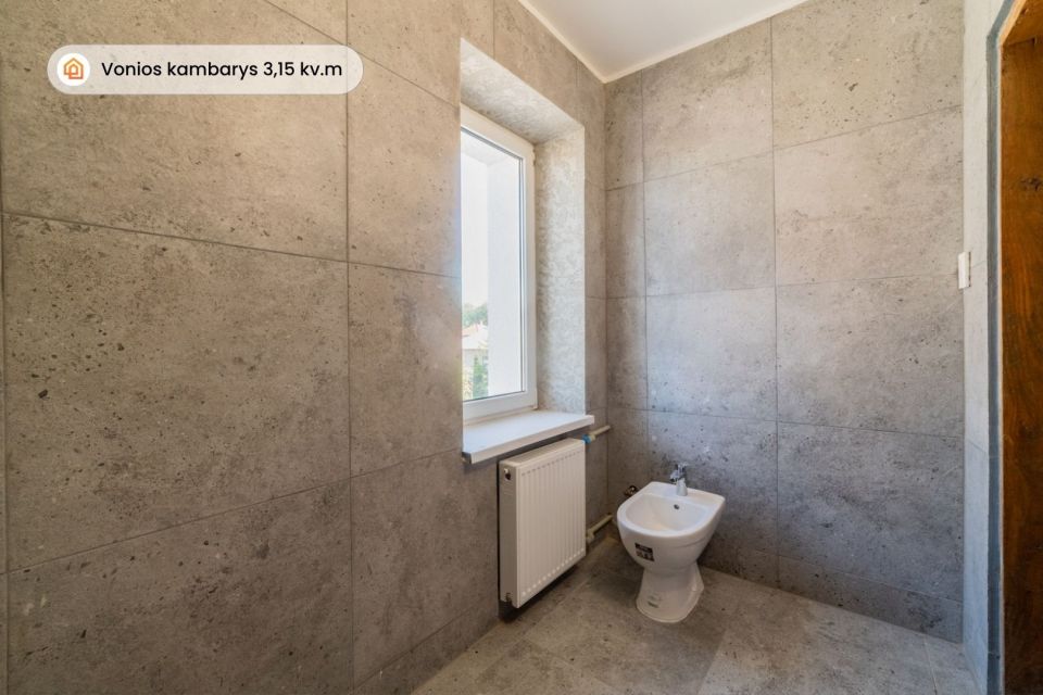 Parduodamas 2 aukštų mūrinis gyvenamasis namas Mažeikiuose, Kęstučio g. 32B