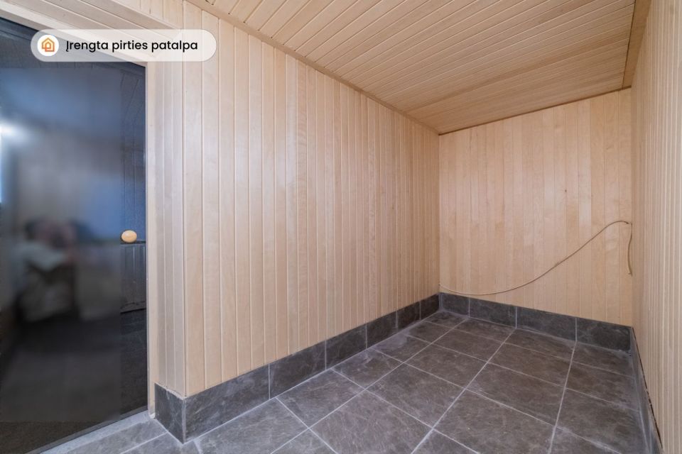 Parduodamas 2 aukštų mūrinis gyvenamasis namas Mažeikiuose, Kęstučio g. 32B