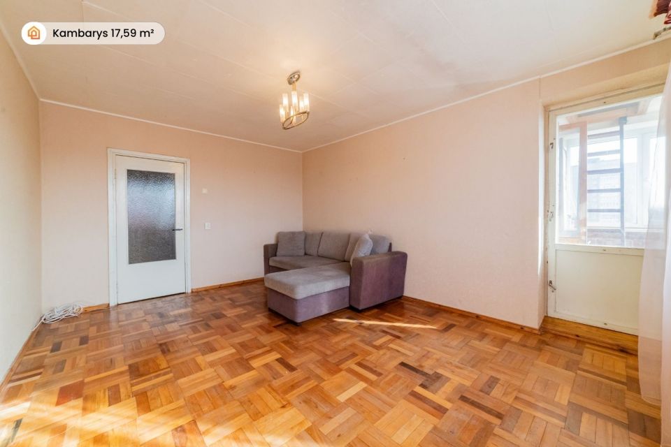 Parduodamas 2 k. butas su i&scaron;pirkta palėpe &scaron;alia Dainų parko, Pauk&scaron;čių tak. 15, &Scaron;iauliuose