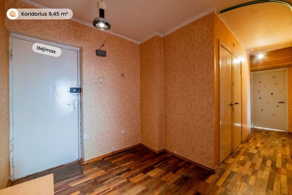 Parduodamas 2 k. butas su i&scaron;pirkta palėpe &scaron;alia Dainų parko, Pauk&scaron;čių tak. 15, &Scaron;iauliuose