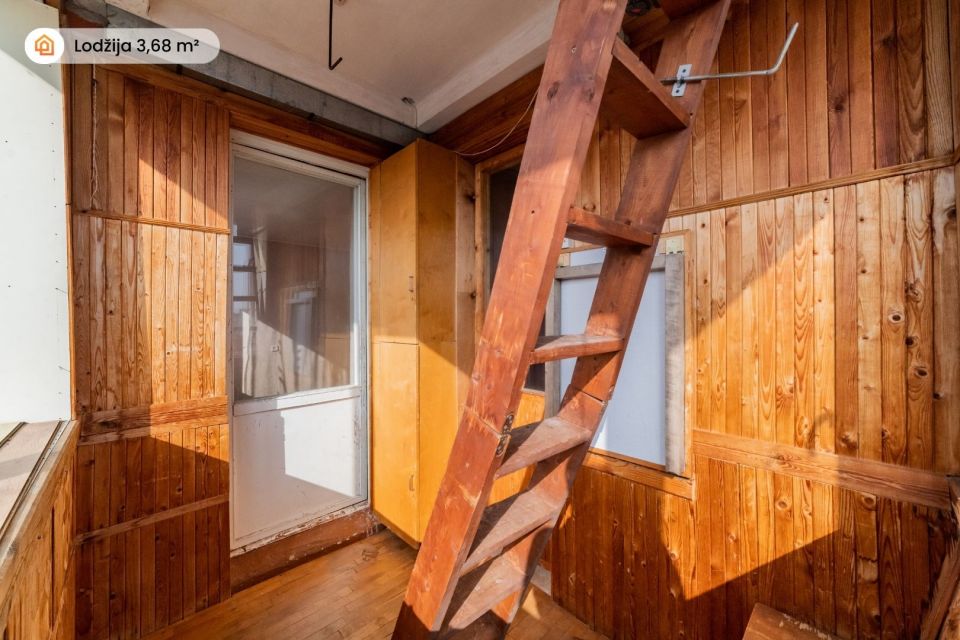 Parduodamas 2 k. butas su i&scaron;pirkta palėpe &scaron;alia Dainų parko, Pauk&scaron;čių tak. 15, &Scaron;iauliuose