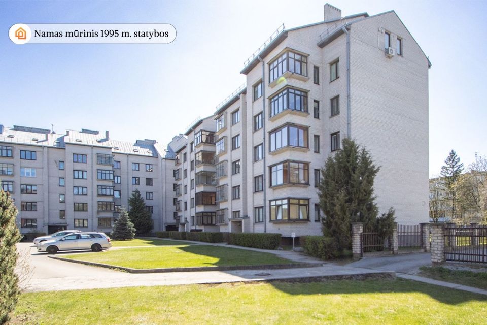 Parduodamas 2 kamb. butas, Partizanų g., Kaune