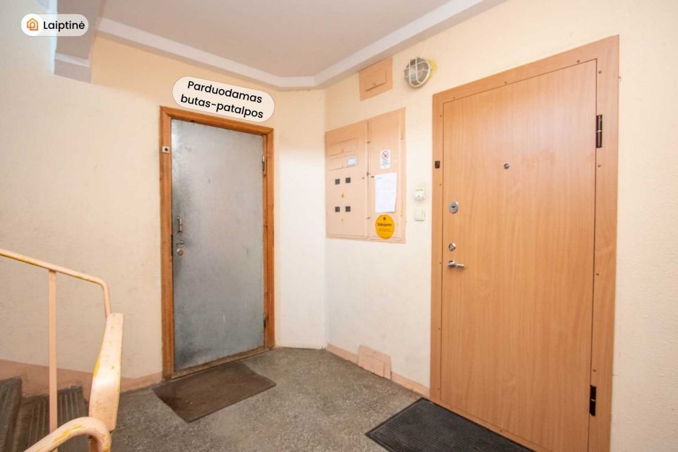 Parduodamas 2 kambarių butas arba patalpos su atskiru įėjimu Architektų g. 4, Šiauliai
