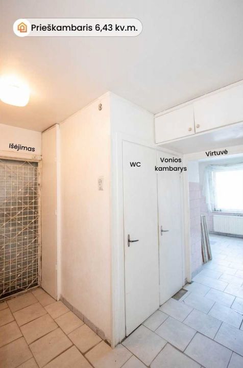 Parduodamas 2 kambarių butas arba patalpos su atskiru įėjimu Architektų g. 4, Šiauliai