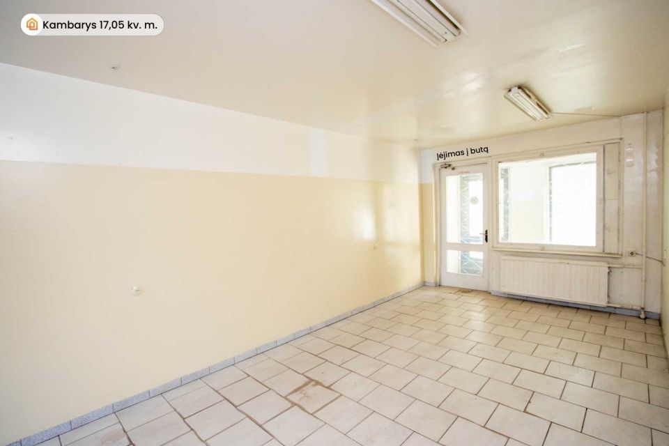 Parduodamas 2 kambarių butas arba patalpos su atskiru įėjimu Architektų g. 4, Šiauliai