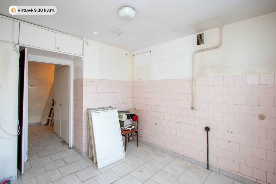 Parduodamas 2 kambarių butas arba patalpos su atskiru įėjimu Architektų g. 4, Šiauliai