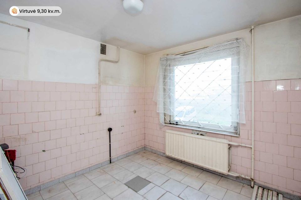 Parduodamas 2 kambarių butas arba patalpos su atskiru įėjimu Architektų g. 4, Šiauliai