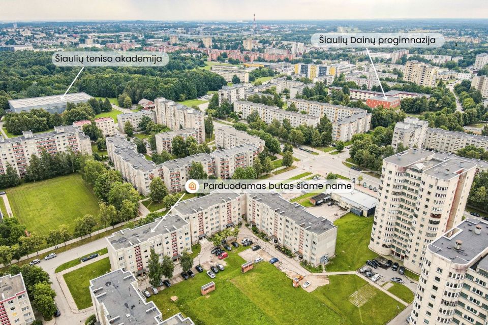 Parduodamas 2 kambarių butas Dainų g., Šiauliuose