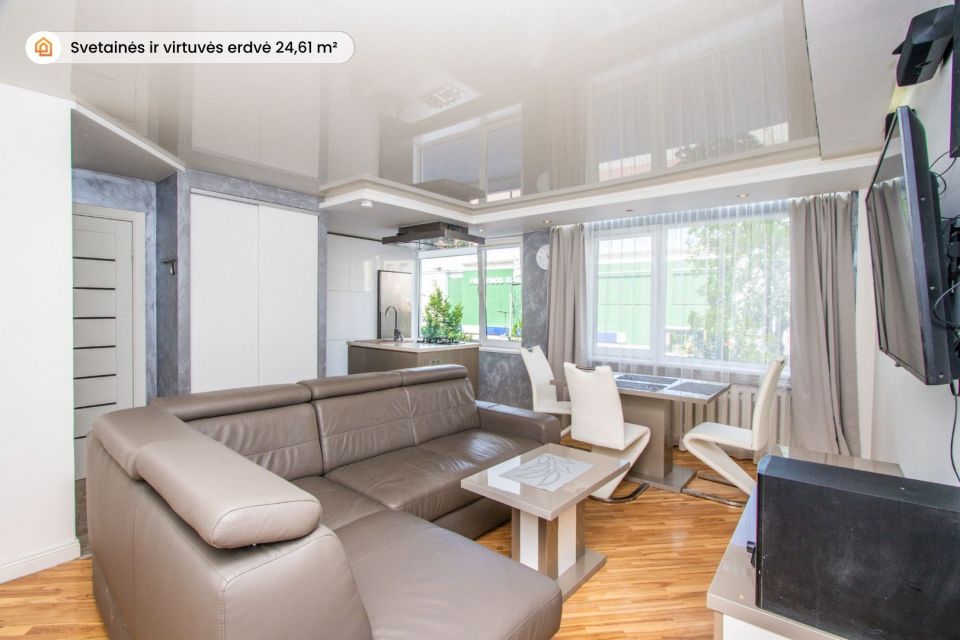 Parduodamas 2 kambarių butas miesto centre, Vilniaus g. 251, &Scaron;iauliuose