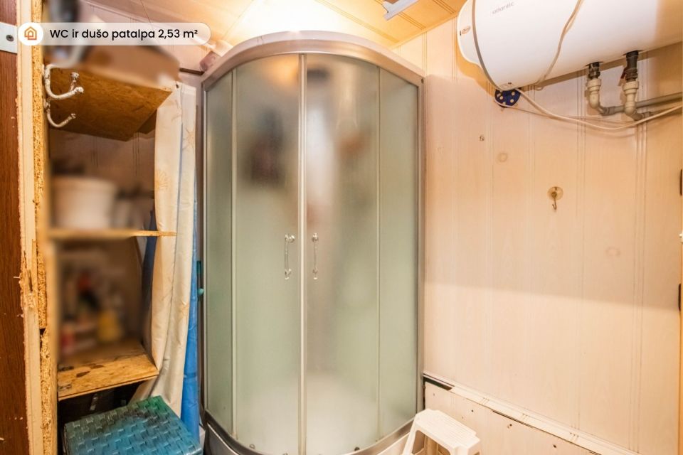 Parduodamas 2 kambarių butas mūriniame name, adresu Užmiesčio g. 1A, Kuršėnuose