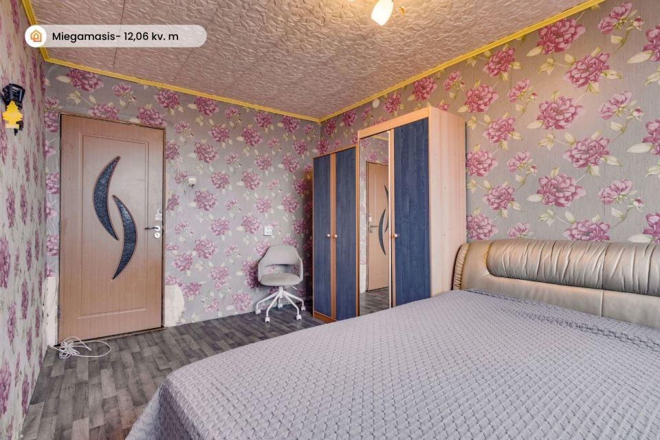 Parduodamas 2 kambarių butas Rambyno g. 18, Tel&scaron;iuose.